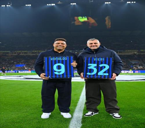 阿根廷总统,赠马斯克金,马斯克叹,365体育app下载,365体育官网,365体育官方网站,365体育平台